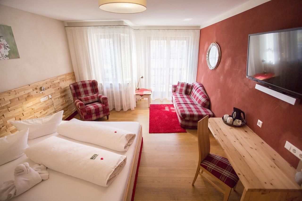 Hotel Herrmann Münsingen Zewnętrze zdjęcie